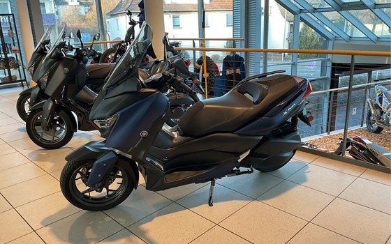 Gebrauchtmotorrad Yamaha XMAX 300 - Bild 2