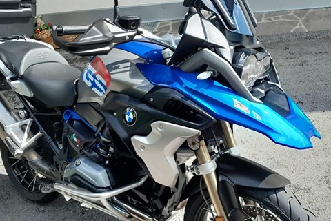 Schnell und weit fahren - Tourenmotorräder die Fahrspaß, Speed und Komfort bieten