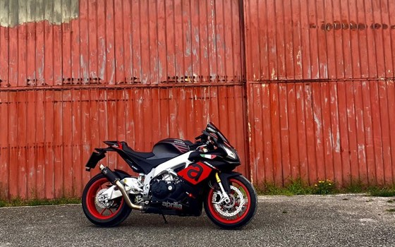 Gebrauchtmotorrad Aprilia RSV4 RR - Bild 1