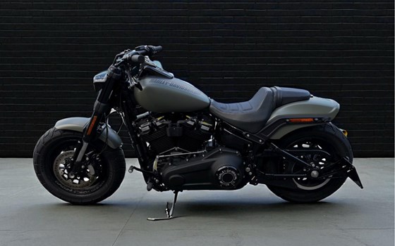 Gebrauchtmotorrad Harley-Davidson Softail Fat Bob 114 FXFBS - Bild 4