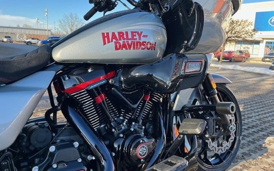 Neufahrzeug Harley-Davidson CVO Road Glide ST FLTRXSTSE - Bild 4