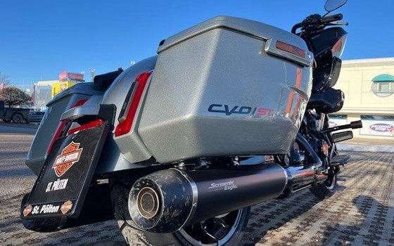 Neufahrzeug Harley-Davidson CVO Road Glide ST FLTRXSTSE - Bild 6