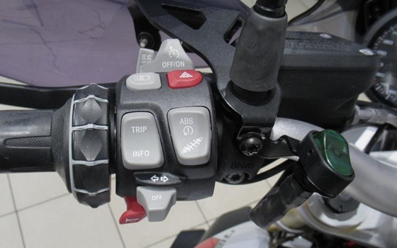 Gebrauchtmotorrad BMW R 1200 R - Bild 7