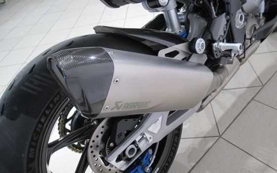 Gebrauchtmotorrad BMW M 1000 RR - Bild 19