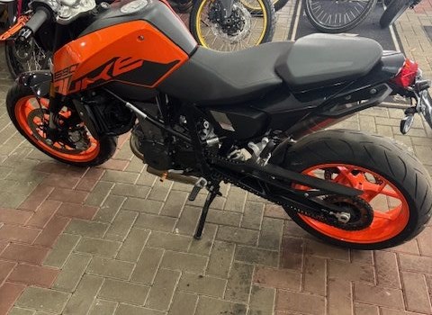 Gebrauchtmotorrad KTM 690 Duke - Bild 2