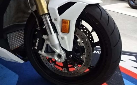 Gebrauchtmotorrad BMW S 1000 R - Bild 10