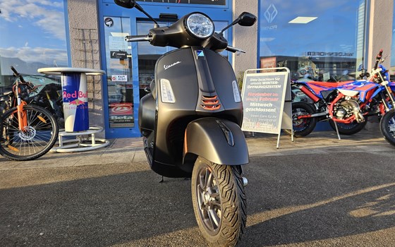Neufahrzeug Vespa GTS 125 Supersport iGET - Bild 1