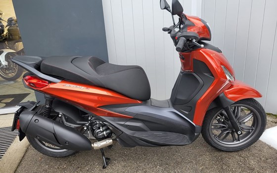 Neufahrzeug Piaggio Beverly 300 S - Bild 1