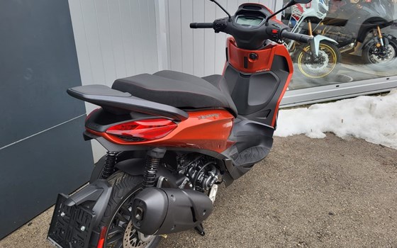 Neufahrzeug Piaggio Beverly 300 S - Bild 3