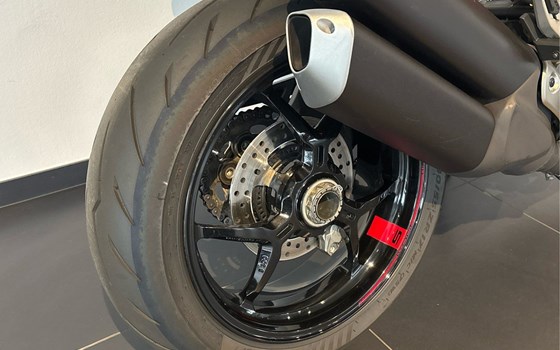Gebrauchtmotorrad Ducati Monster 1200 S - Bild 5