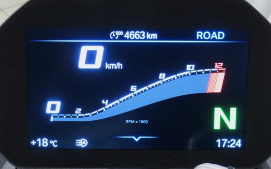 Gebrauchtmotorrad BMW S 1000 R - Bild 7