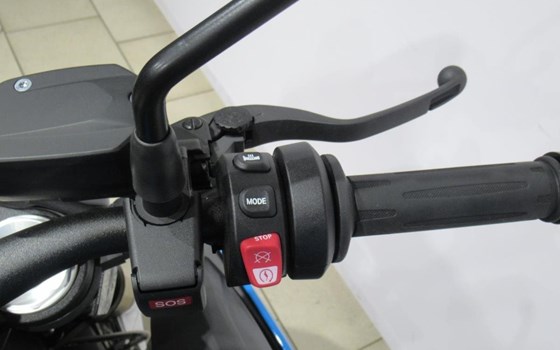 Gebrauchtmotorrad BMW S 1000 R - Bild 9