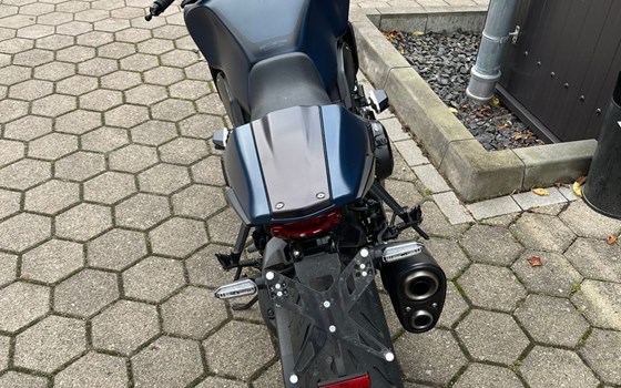 Gebrauchtmotorrad Honda CB1000R Black Edition - Bild 3