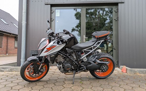 Gebrauchtmotorrad KTM 1290 Super Duke R - Bild 2