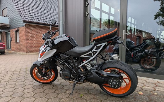 Gebrauchtmotorrad KTM 1290 Super Duke R - Bild 3