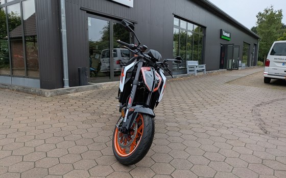 Gebrauchtmotorrad KTM 1290 Super Duke R - Bild 9