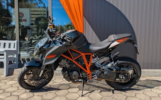 Gebrauchtmotorrad KTM 1290 Super Duke R - Bild 3