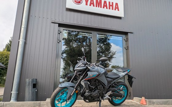 Gebrauchtmotorrad Yamaha MT-03 - Bild 1