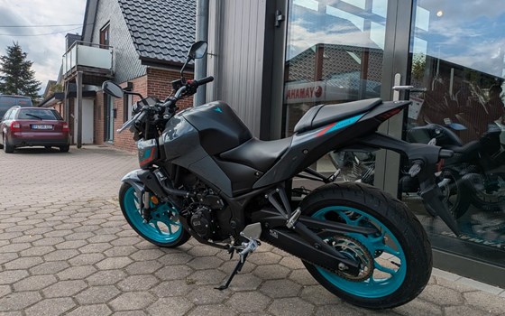 Gebrauchtmotorrad Yamaha MT-03 - Bild 3