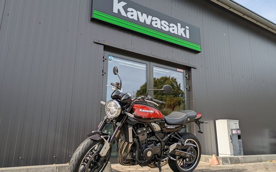 Gebrauchtmotorrad Kawasaki Z900 RS - Bild 1