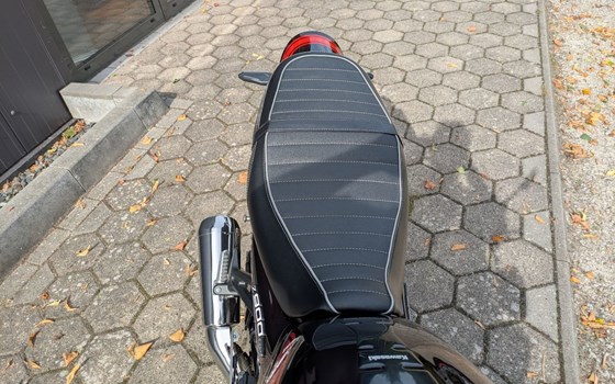 Gebrauchtmotorrad Kawasaki Z900 RS - Bild 12