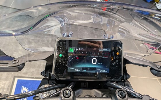 Gebrauchtmotorrad Yamaha MT-09 - Bild 9