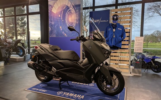 Gebrauchtmotorrad Yamaha XMAX 300 - Bild 1