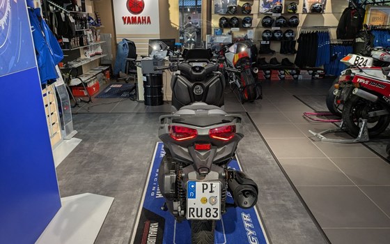 Gebrauchtmotorrad Yamaha XMAX 300 - Bild 3