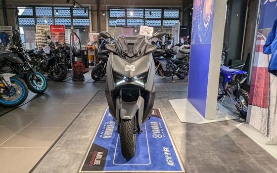 Gebrauchtmotorrad Yamaha XMAX 300 - Bild 6