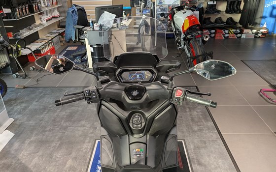 Gebrauchtmotorrad Yamaha XMAX 125 - Bild 8