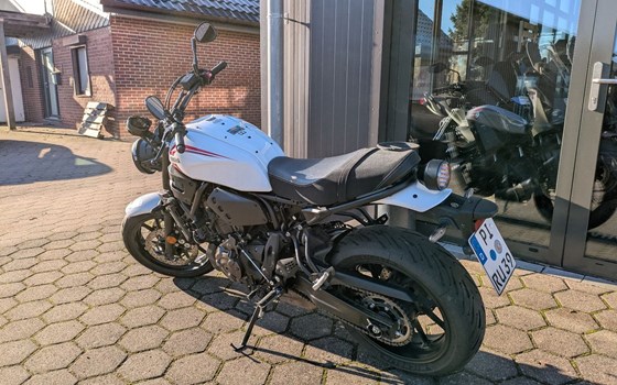 Gebrauchtmotorrad Yamaha XSR700 - Bild 3