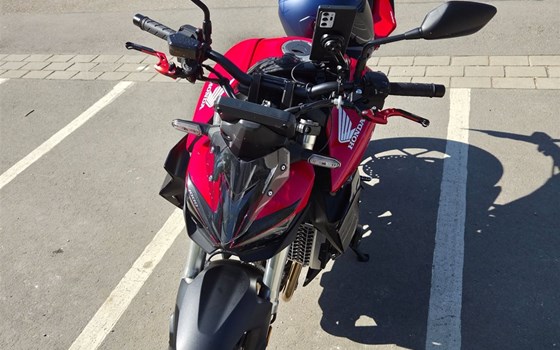 Gebrauchtmotorrad Honda CB1000 Hornet - Bild 4