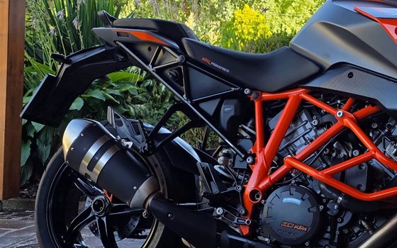 Gebrauchtmotorrad KTM 1290 Super Duke GT - Bild 7