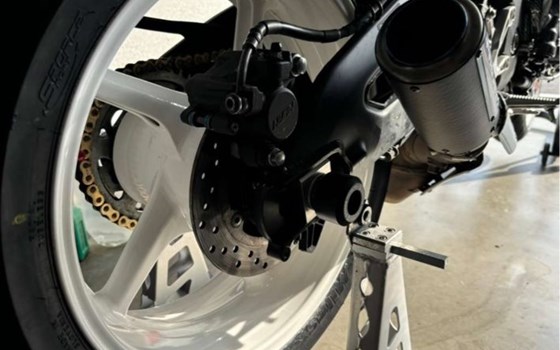 Gebrauchtmotorrad Yamaha MT-10 - Bild 5