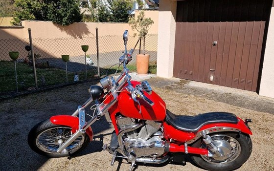 Gebrauchtmotorrad Suzuki Intruder VS 1400 - Bild 3