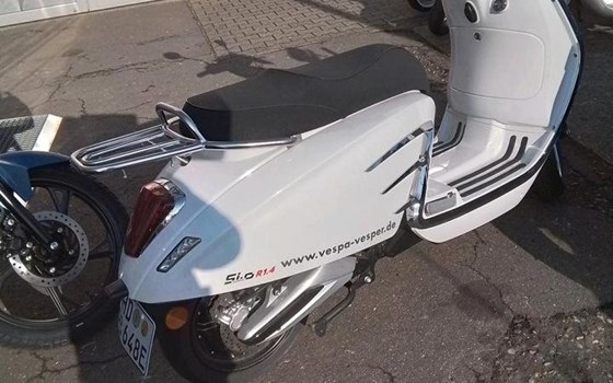 Gebrauchtmotorrad Sym ADX 125 - Bild 4