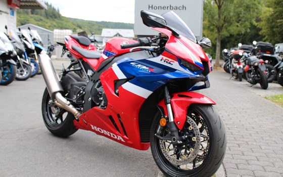 Gebrauchtmotorrad Honda CBR1000RR-R Fireblade - Bild 1