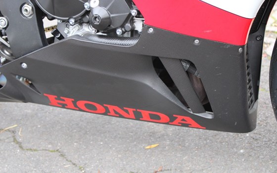 Gebrauchtmotorrad Honda CBR1000RR-R Fireblade SP - Bild 9