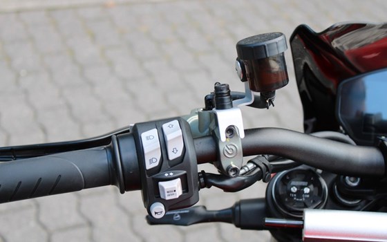 Gebrauchtmotorrad Ducati Streetfighter V2 - Bild 14