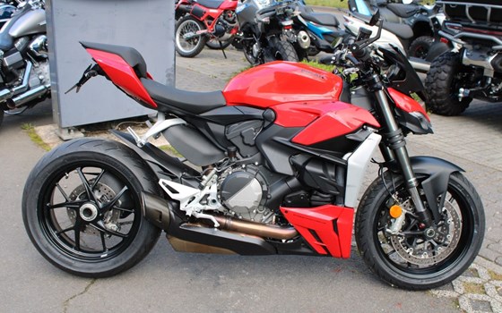 Gebrauchtmotorrad Ducati Streetfighter V2 - Bild 16