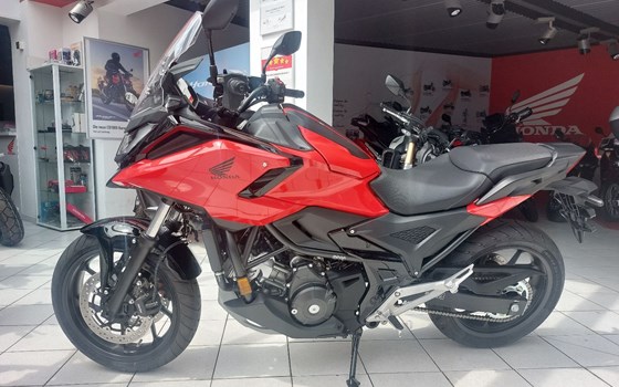 Gebrauchtmotorrad Honda NC750X DCT - Bild 3