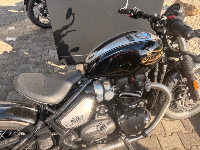 Triumph BONNEVILLE BOBBER CHROME EDITION