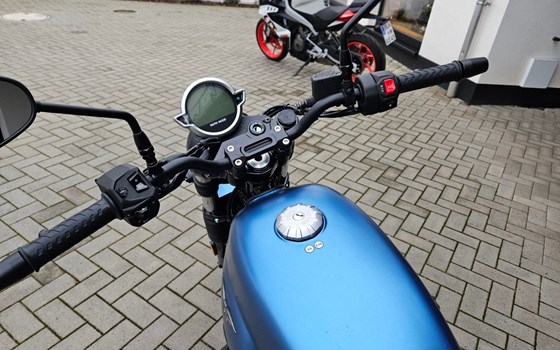 Neufahrzeug Moto Guzzi V7 Stone - Bild 6