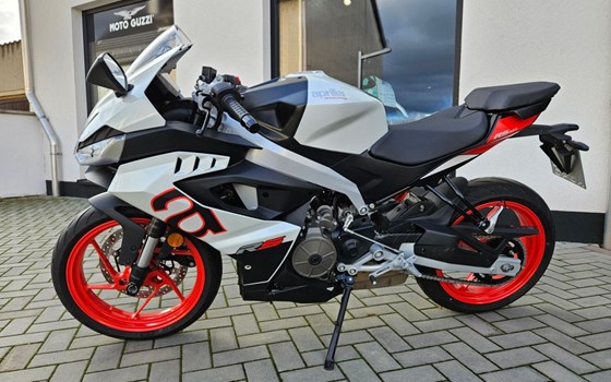 Gebrauchtmotorrad Aprilia RS 457 - Bild 1