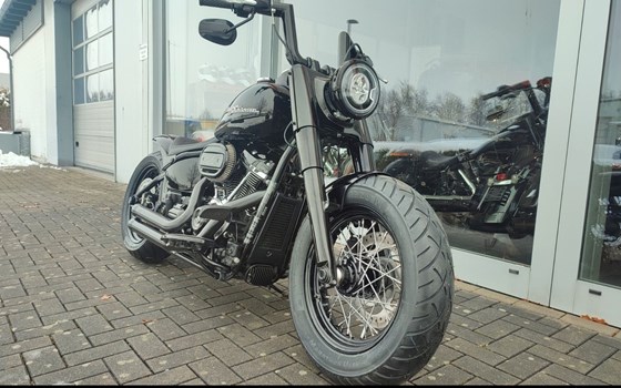 Gebrauchtmotorrad Harley-Davidson Softail Heritage Classic 114 FLHCS - Bild 2