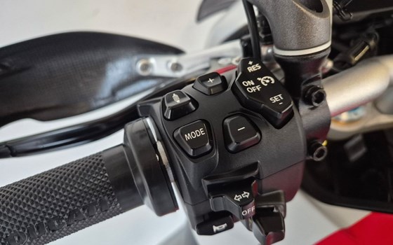 Gebrauchtmotorrad Ducati Multistrada V4 RS - Bild 9