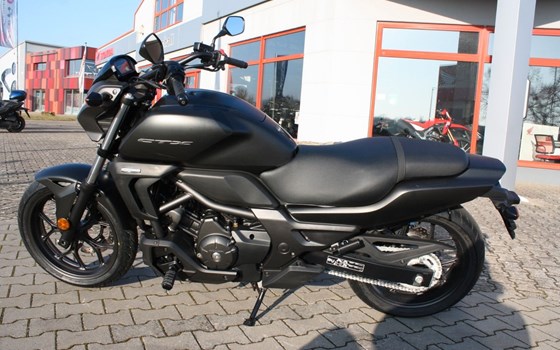 Gebrauchtmotorrad Honda CTX 700 - Bild 5