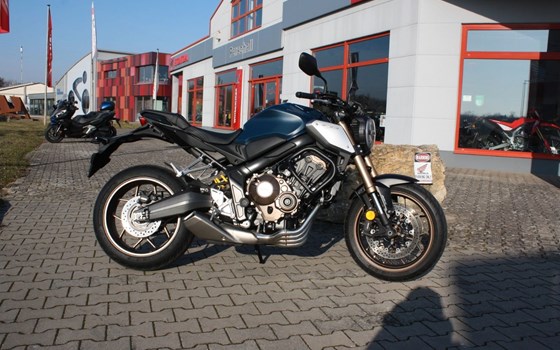 Gebrauchtmotorrad Honda CB650R - Bild 4