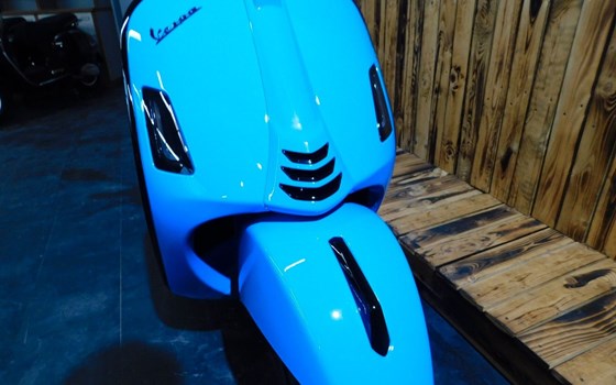 Neufahrzeug Vespa GTS 125 - Bild 15