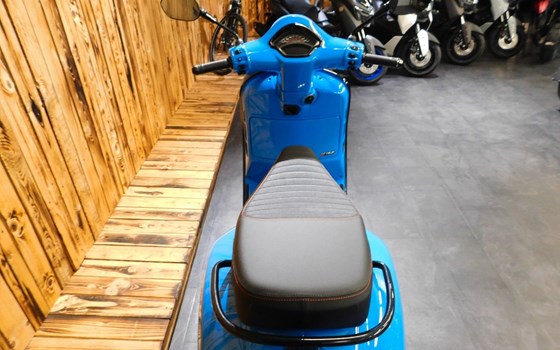 Neufahrzeug Vespa GTS 125 - Bild 18